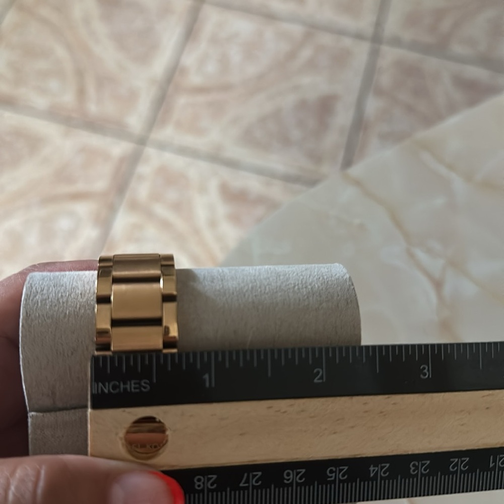 Michael Kors Blaire Rose Gold with Crystal Accents Women’s Watch - Picture 11 of 12